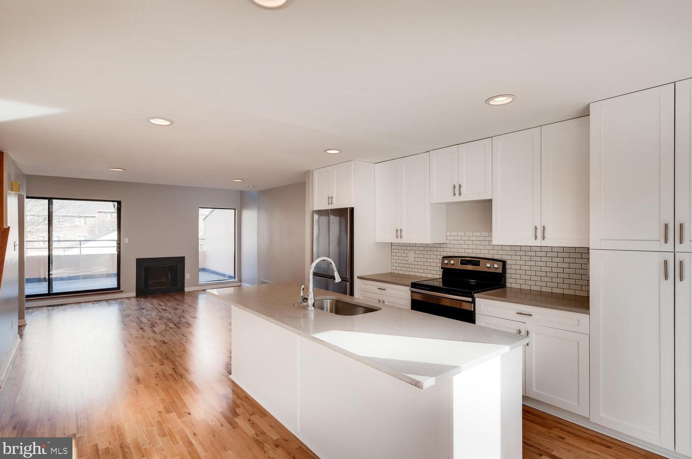 513 S Hanover St, Baltimore, MD 21201