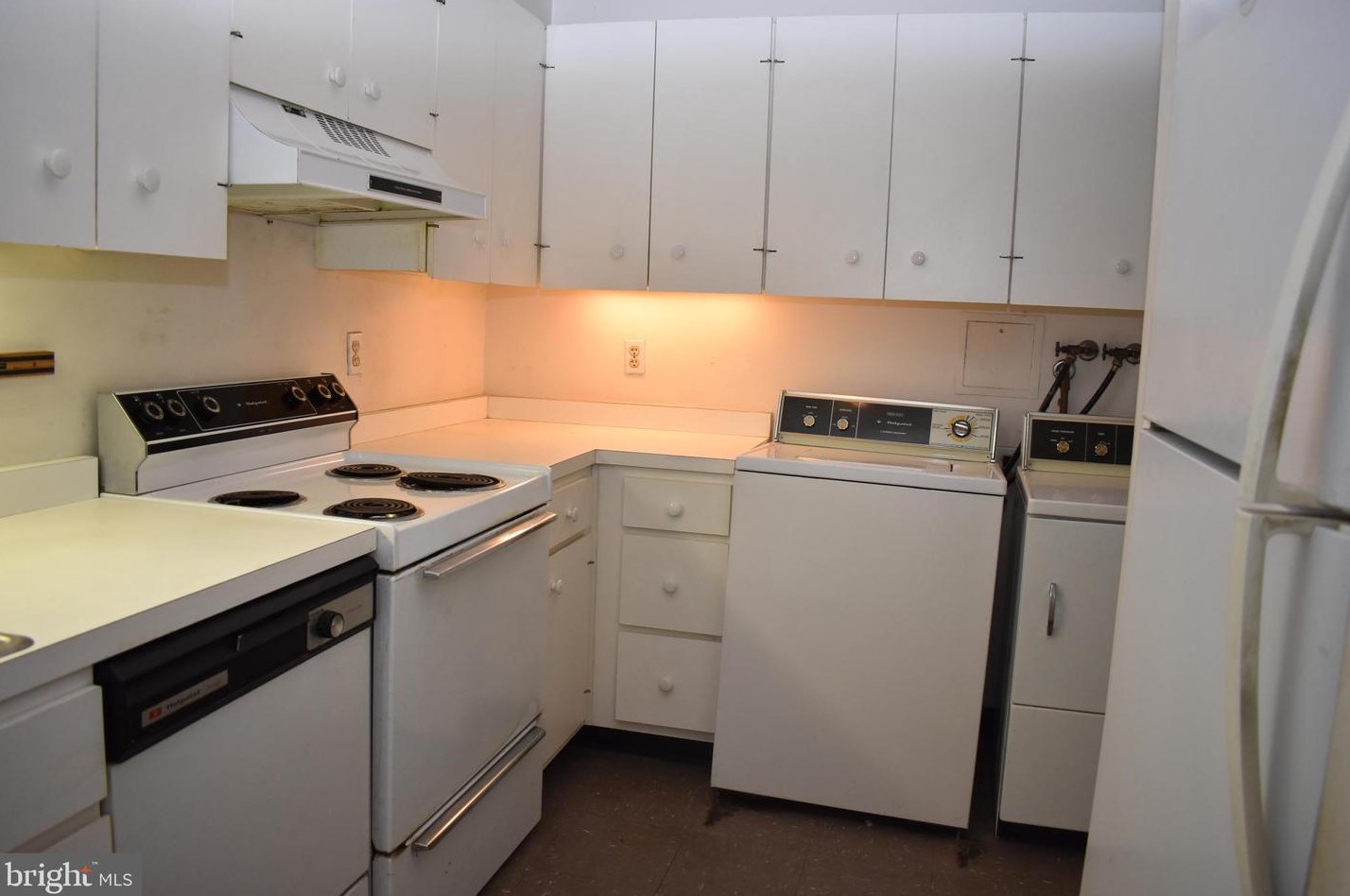 2333 Wineberry Ter, Baltimore, MD 21209-4639