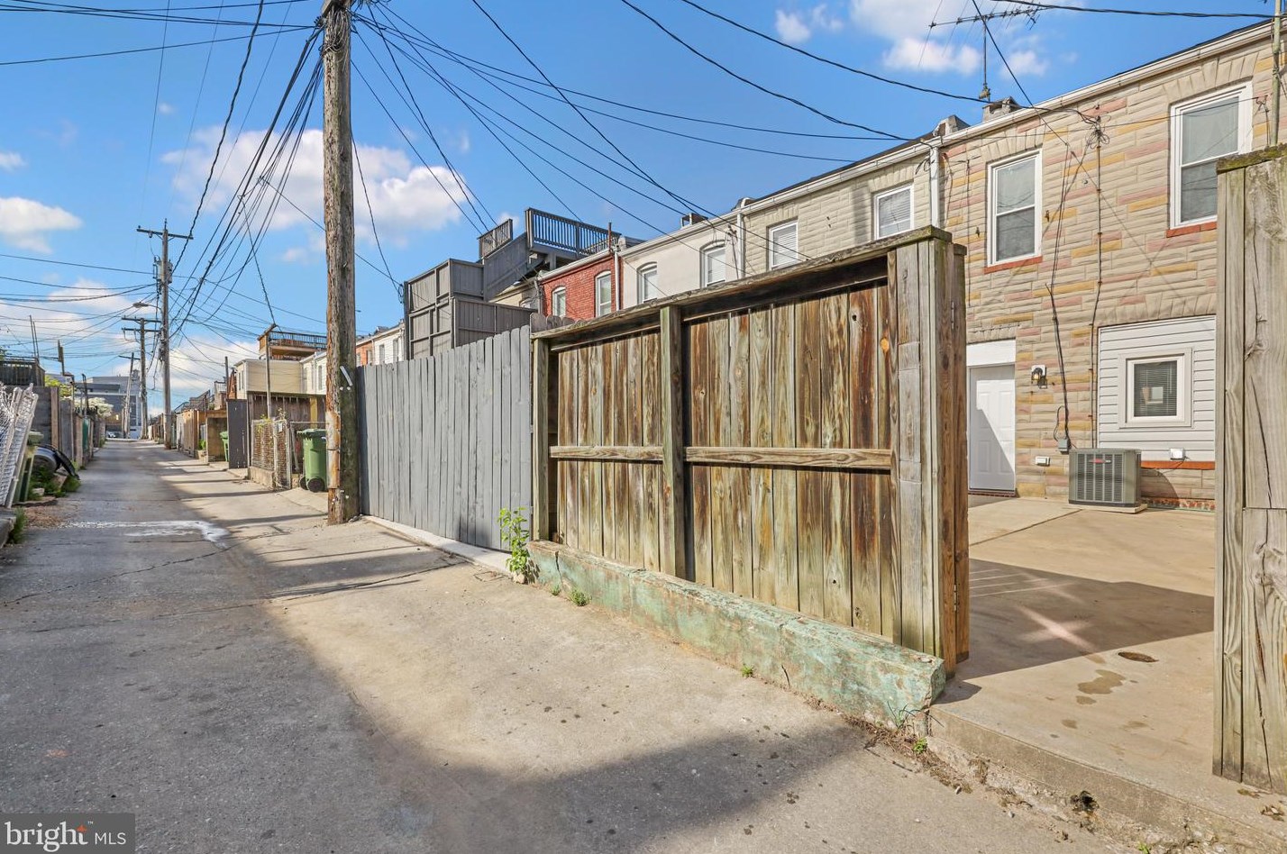 215 Bouldin St, Baltimore MD  21224-2316 exterior