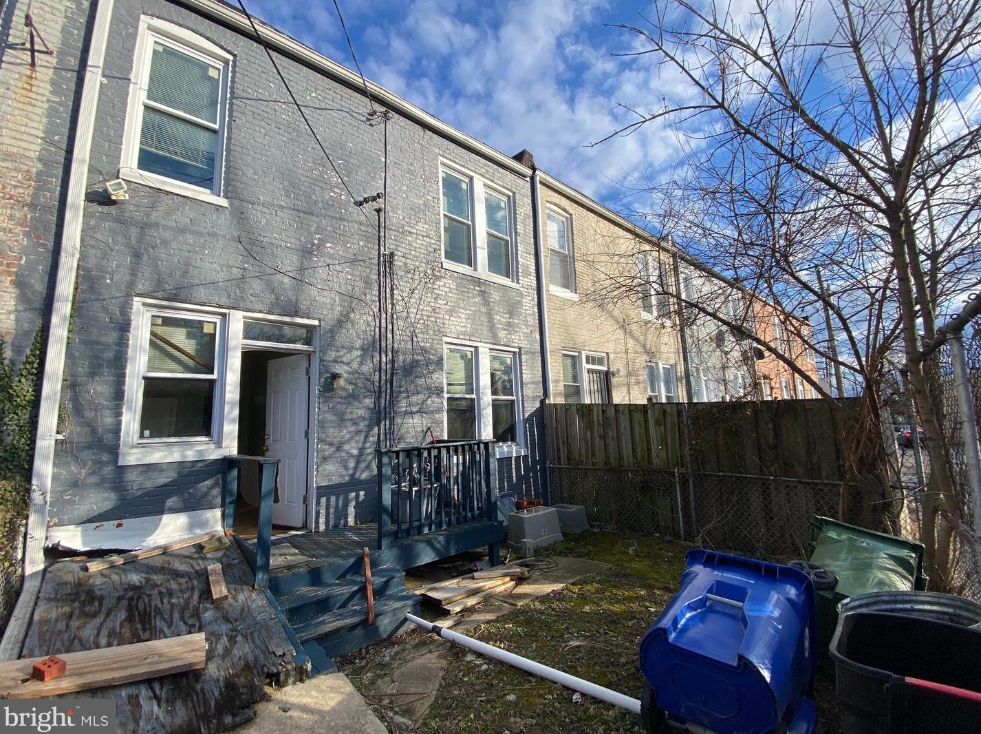 200 Hilton St, Baltimore MD  21229-3002 exterior