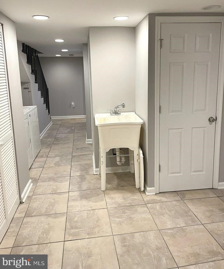 2457 Westport St, Baltimore MD  21230-3019 exterior