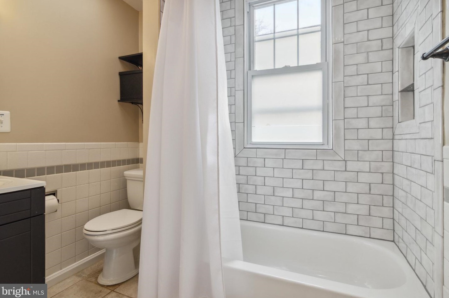 3330 Richmond Ave, Baltimore MD  21213-1145 exterior