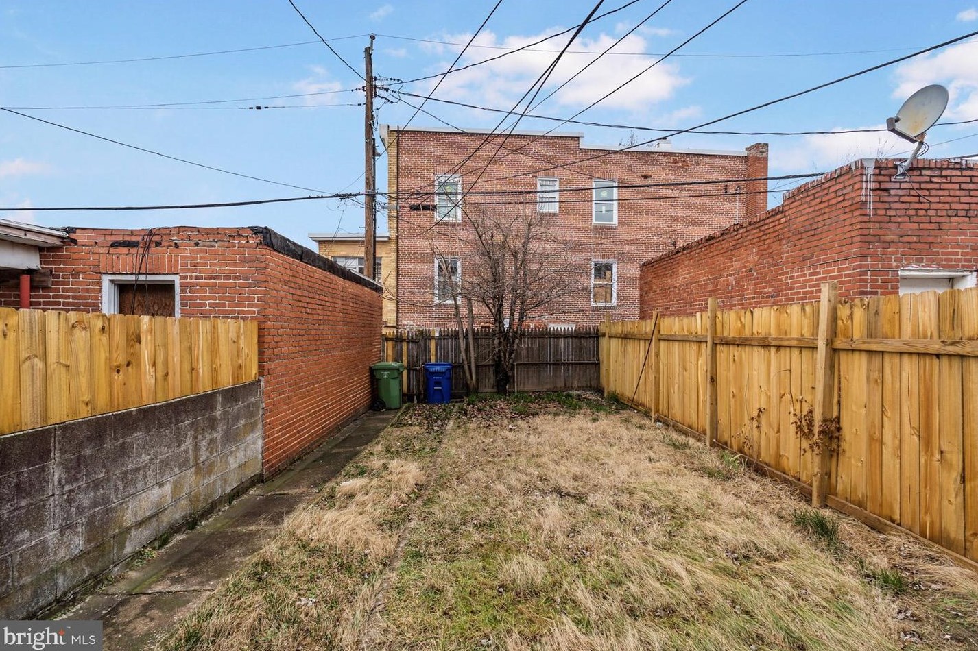 4402 Belair Rd, Baltimore MD  21206-6335 exterior