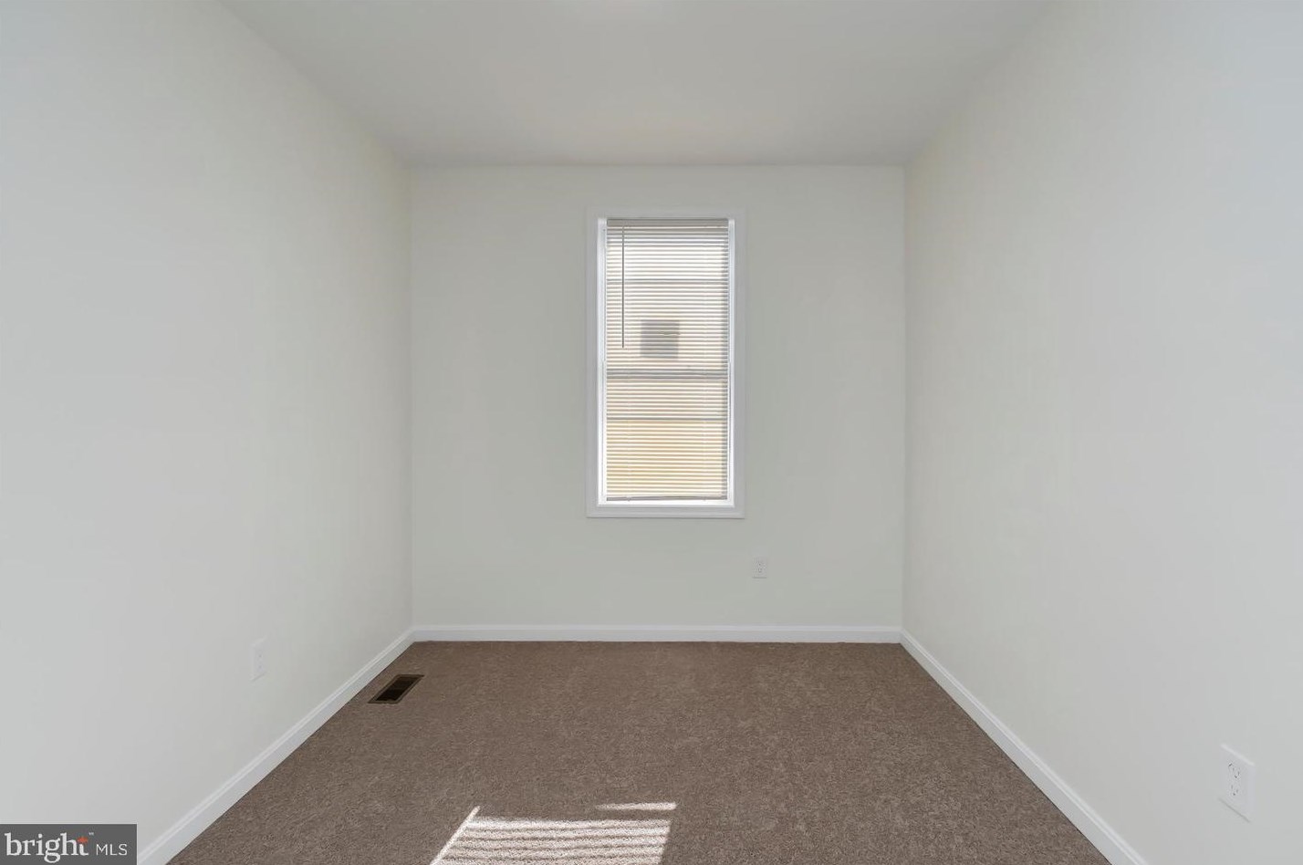 2405 Mosher St, Baltimore MD  21216-4511 exterior