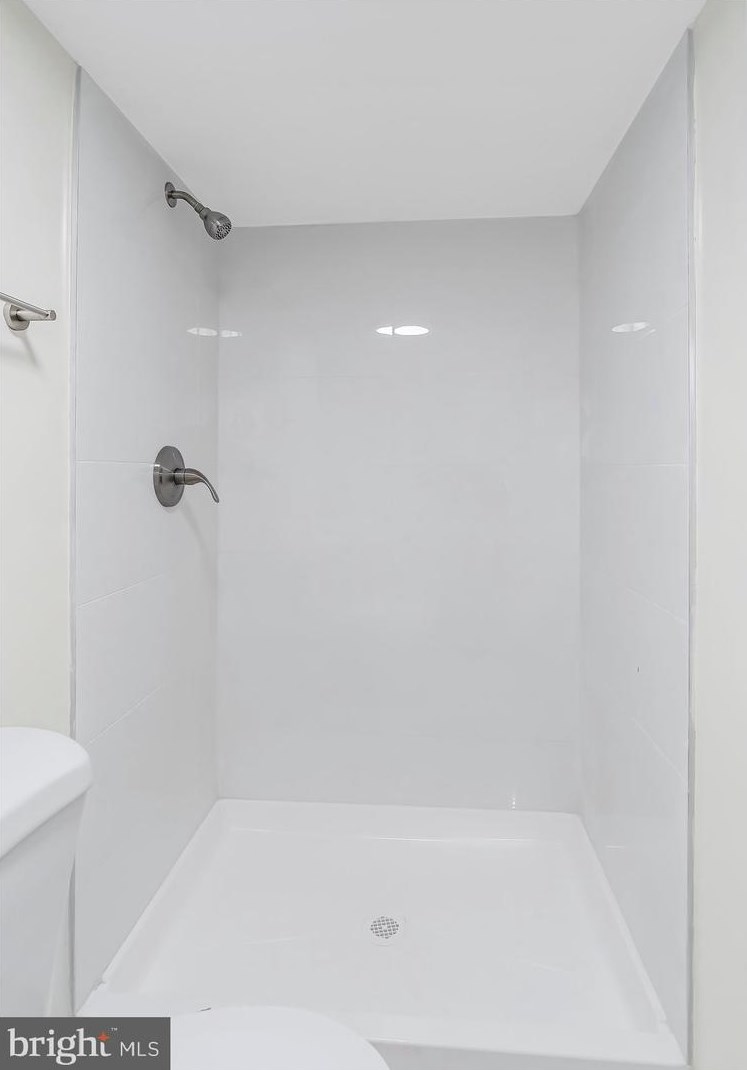 2405 Mosher St, Baltimore MD  21216-4511 exterior