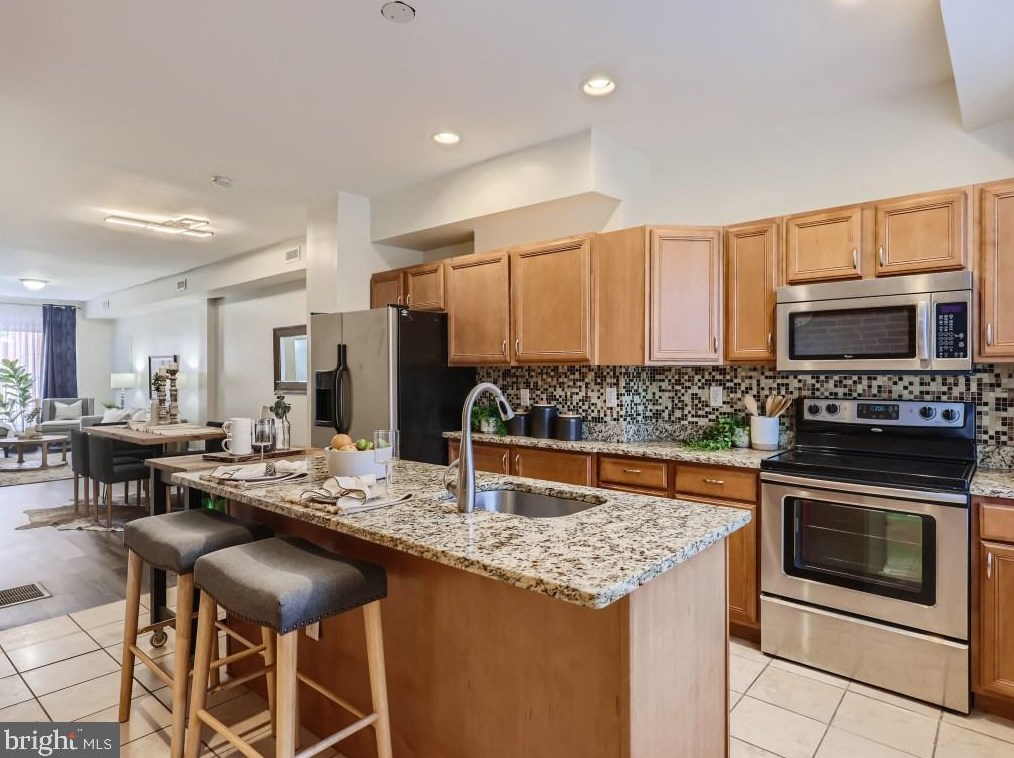 118 Luzerne Ave, Baltimore MD  21224-1147 exterior