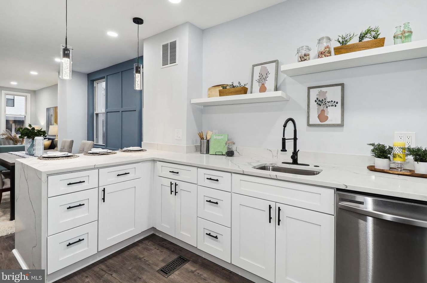 4015 Hickory Ave, Baltimore MD  21211-1742 exterior