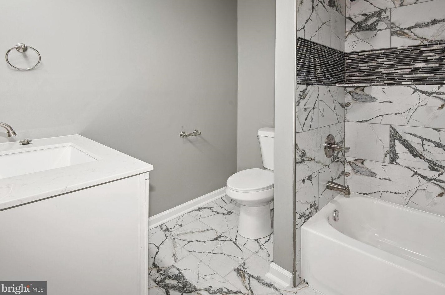 5503 Rusk Ave, Baltimore MD 21209-4105 exterior