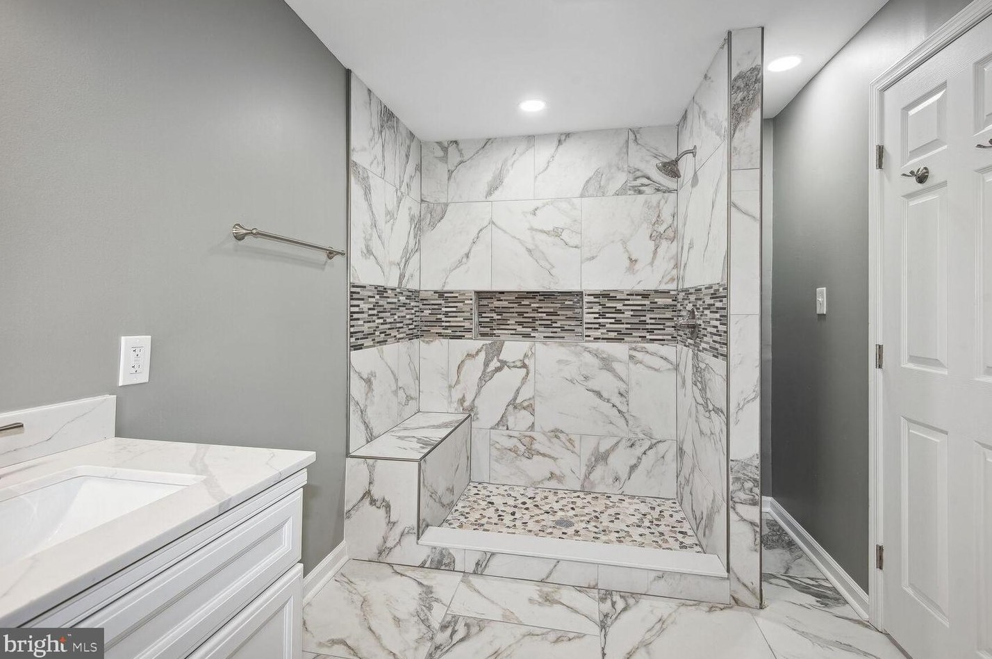 5503 Rusk Ave, Baltimore MD 21209-4105 exterior