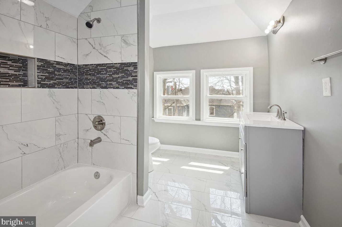 5503 Rusk Ave, Baltimore MD 21209-4105 exterior