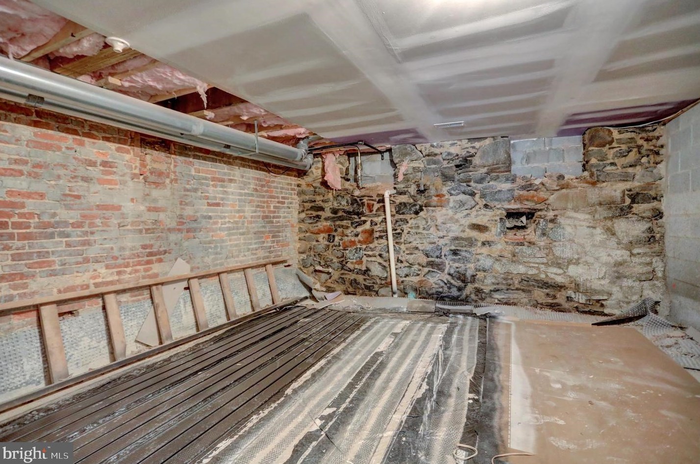 3913 Roland Ave, Baltimore MD  21211-2019 exterior
