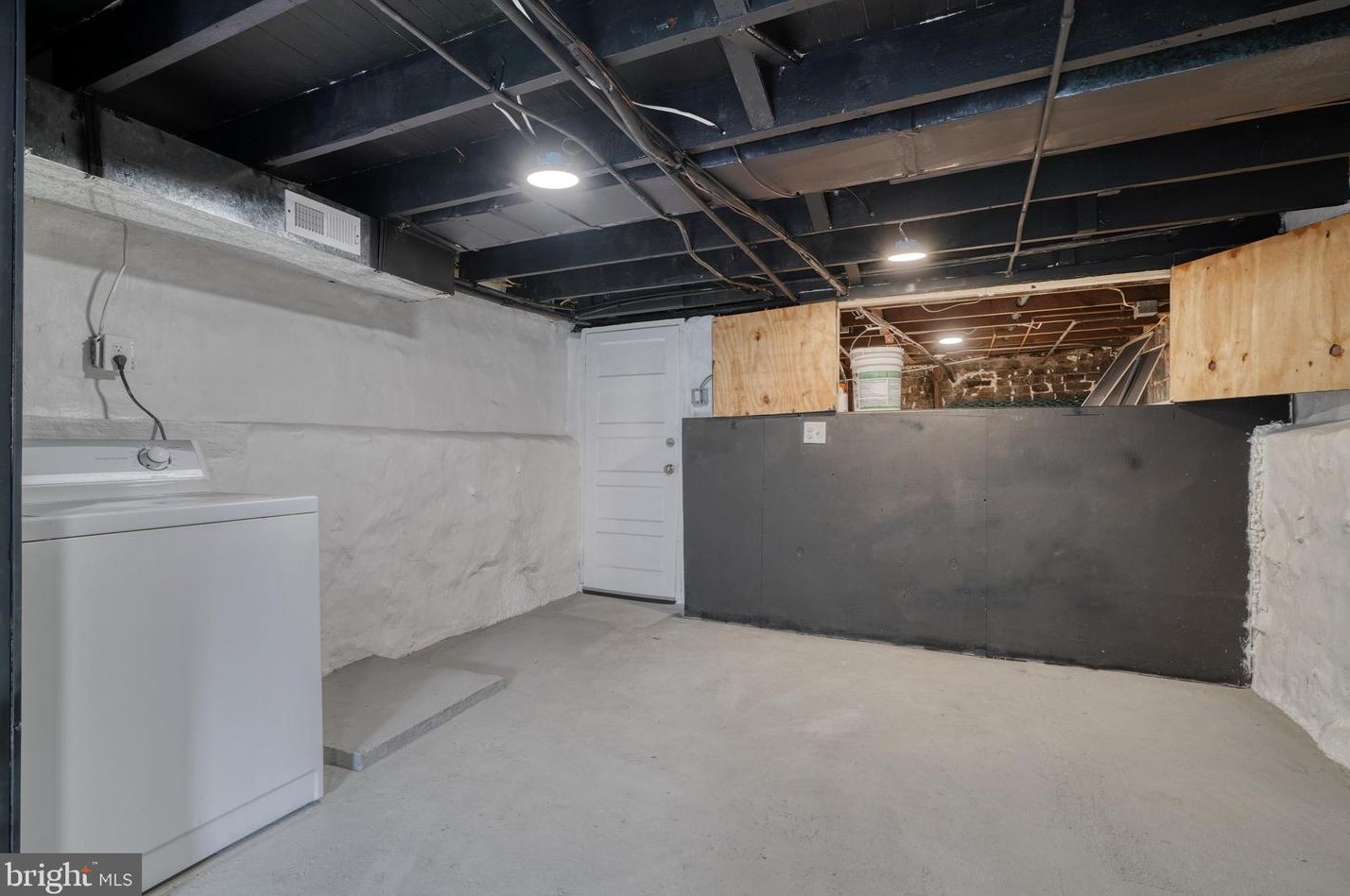 524 Maude Ave, Baltimore MD  21225-1928 exterior