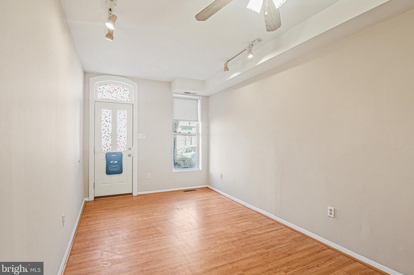 11 Heath St, Baltimore MD  21230-4815 exterior