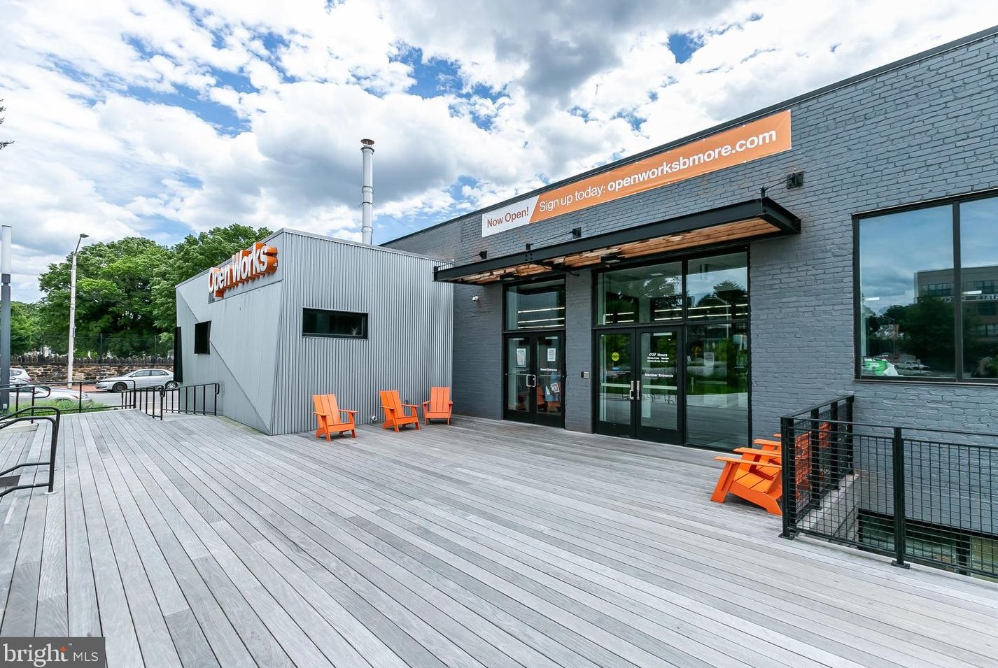 305 Lanvale St, Baltimore MD  21217-3609 exterior
