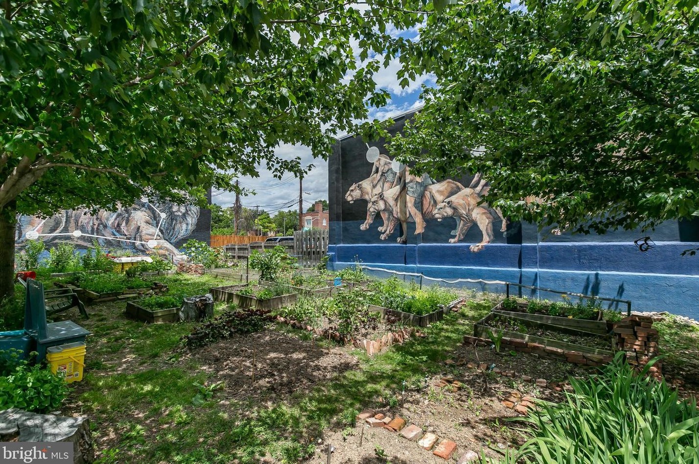 305 Lanvale St, Baltimore MD  21217-3609 exterior