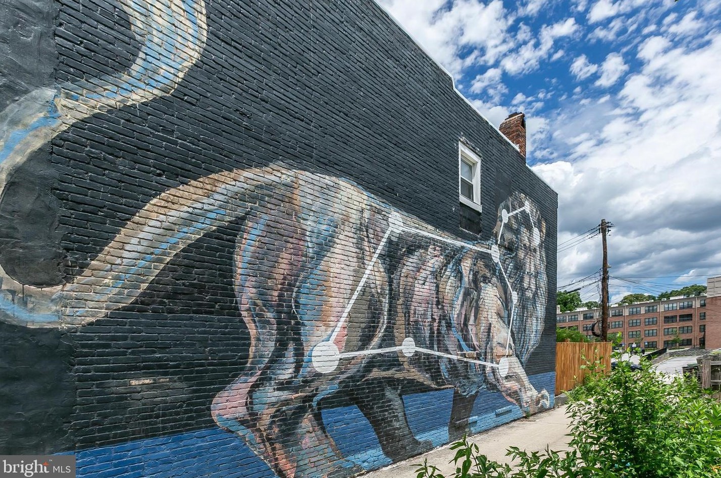 305 Lanvale St, Baltimore MD  21217-3609 exterior