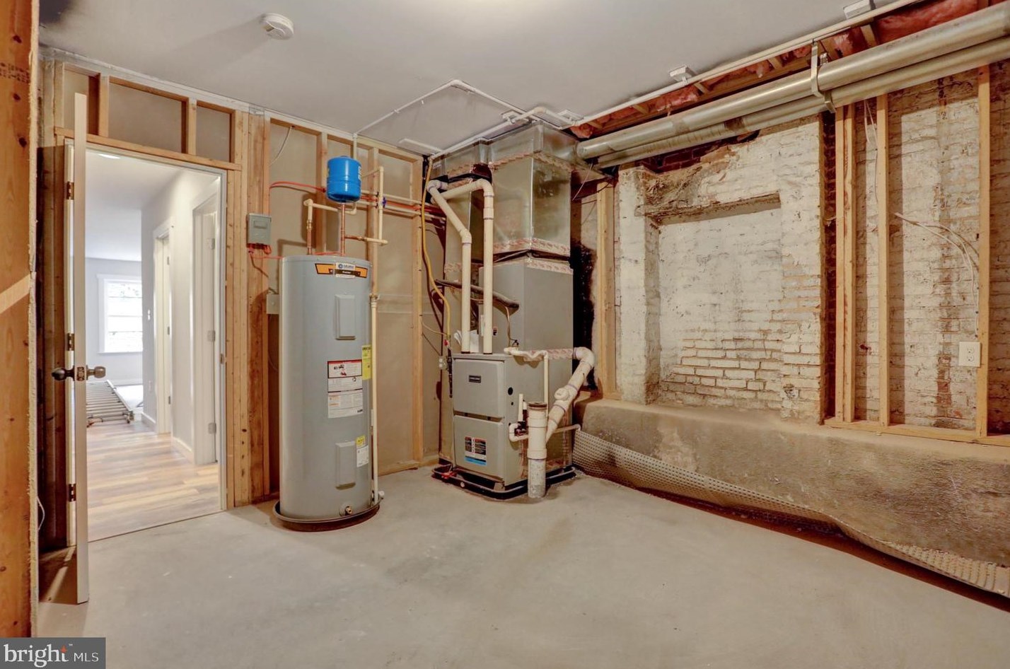 3911 Roland Ave, Baltimore MD  21211-2019 exterior