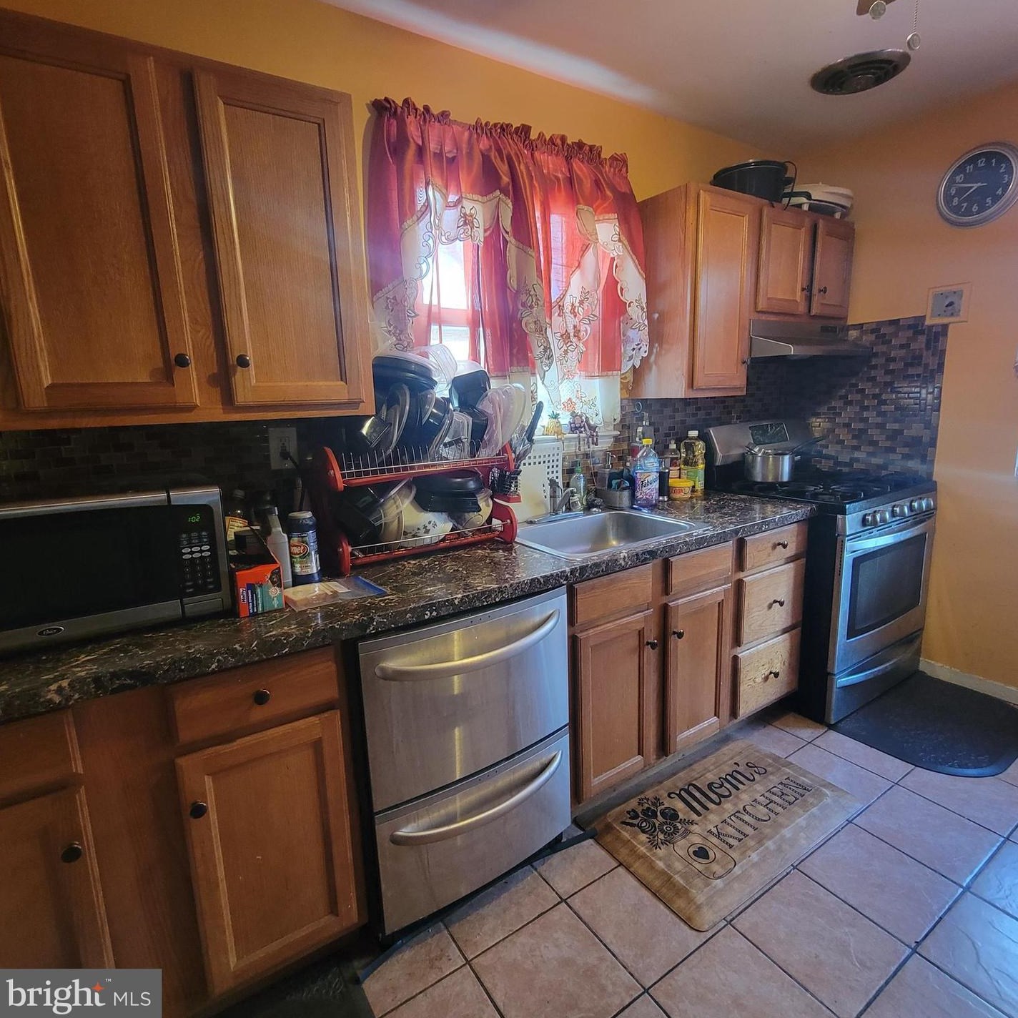 3206 Mary Ave, Baltimore MD 21206-2631 exterior