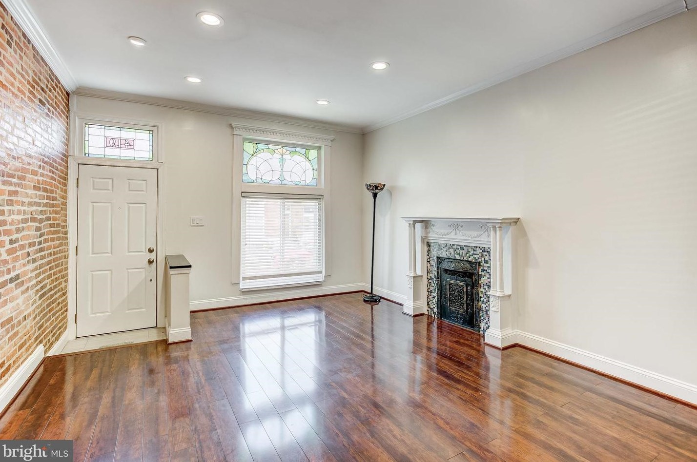 419 Macon St, Baltimore MD  21224-2630 exterior