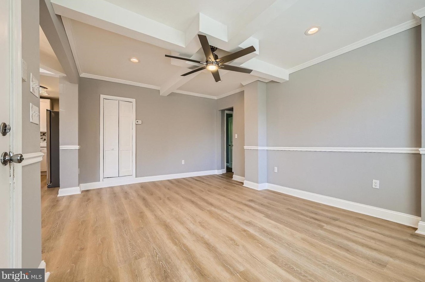 5404 Summerfield Ave, Baltimore MD  21206-4310 exterior