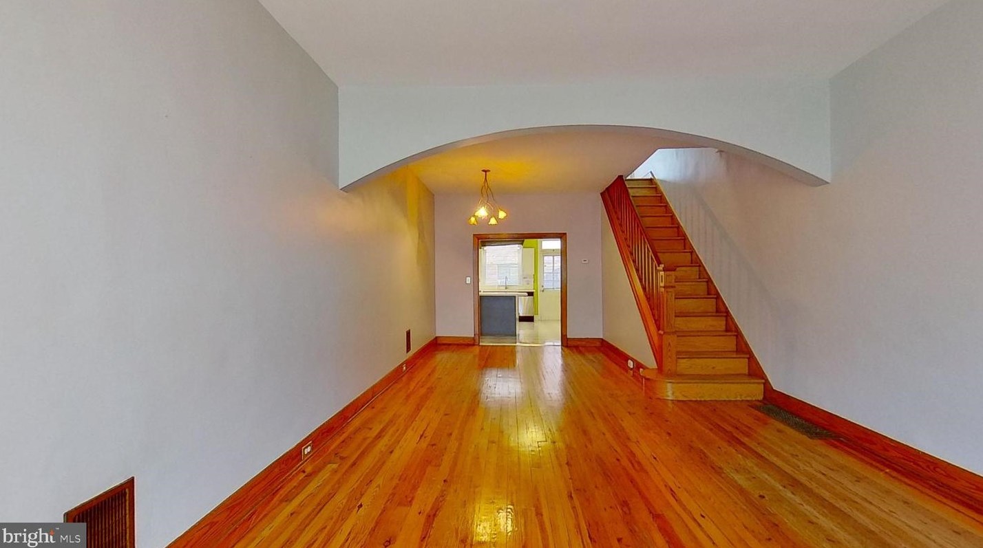3823 Hudson St, Baltimore, MD 21224