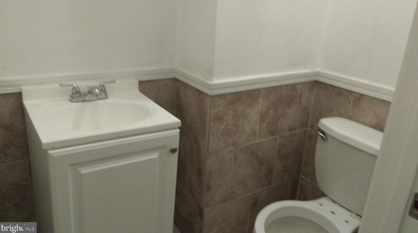 2753 Fairmount Ave, Baltimore MD  21223-1407 exterior