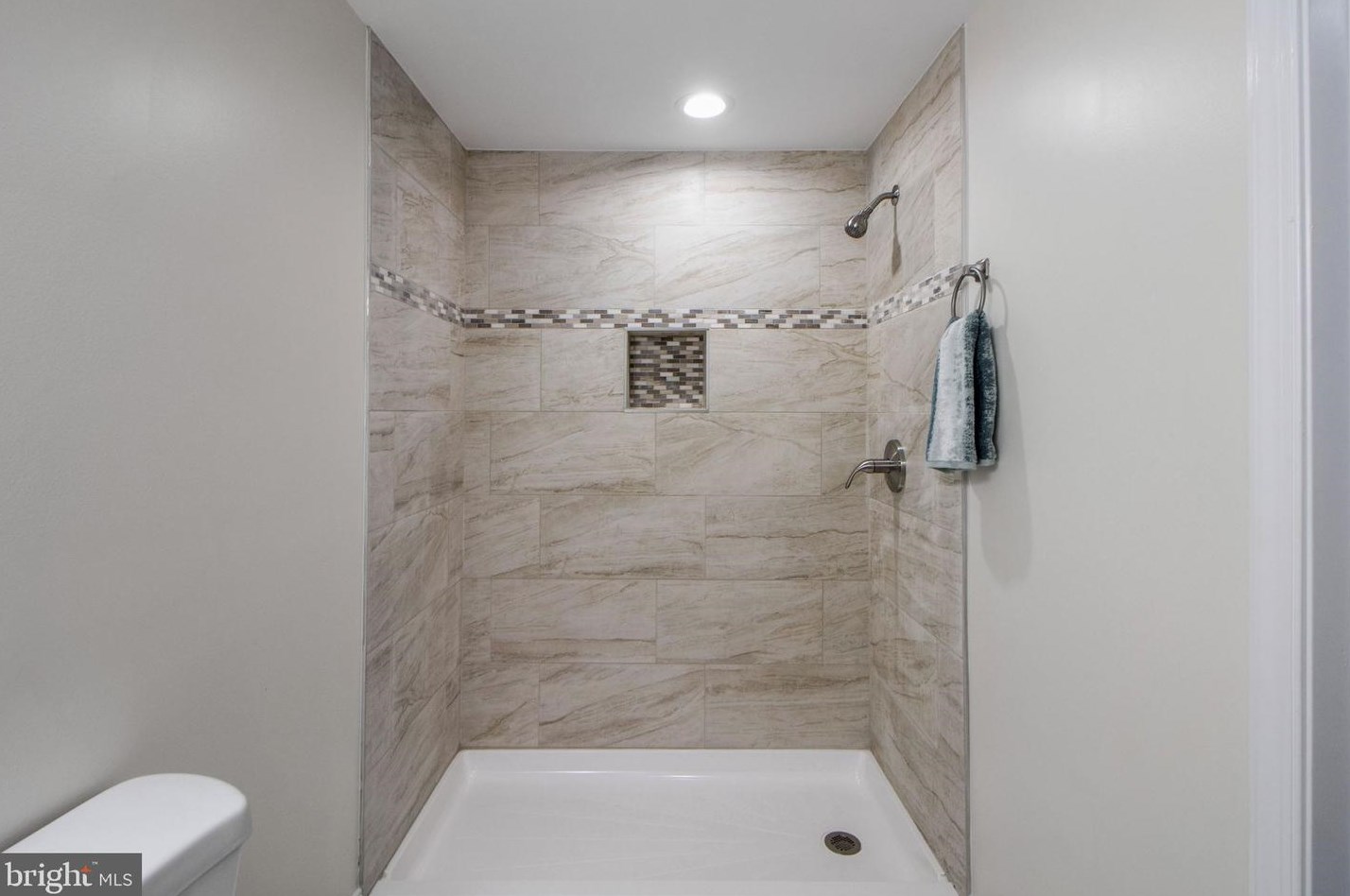 2308 Montebello Ter, Baltimore MD  21214-2434 exterior