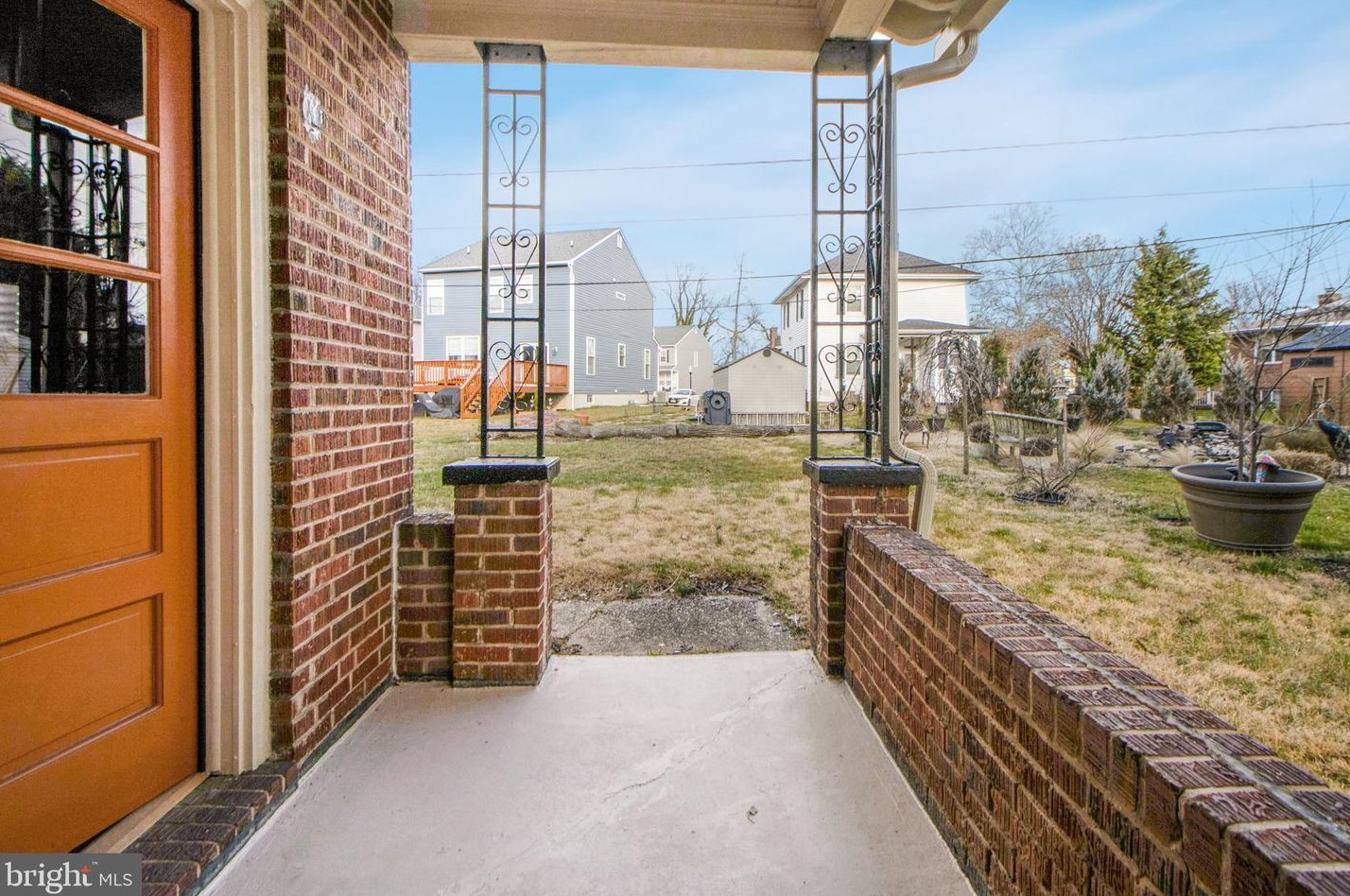 2308 Montebello Ter, Baltimore MD  21214-2434 exterior