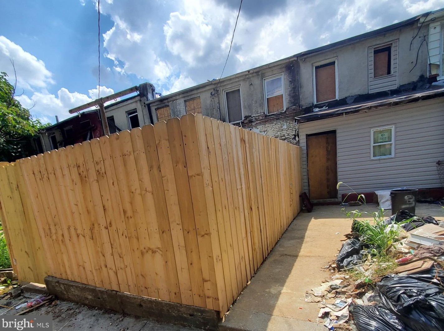 323 Furrow St, Baltimore MD  21223-2850 exterior