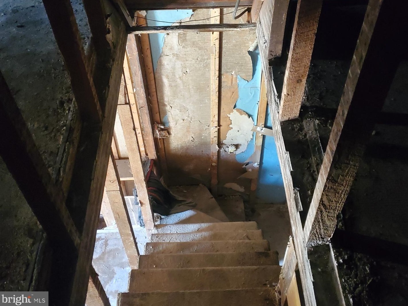 323 Furrow St, Baltimore MD  21223-2850 exterior