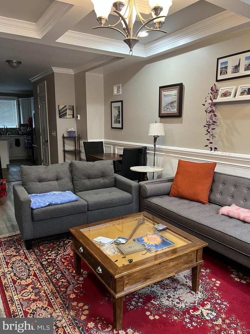 3319 Noble St, Baltimore, MD 21224