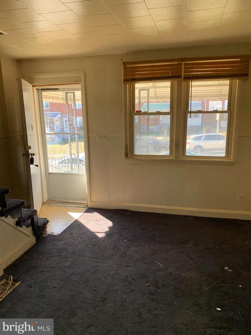 2143 Harman Ave, Baltimore, MD 21230-1512