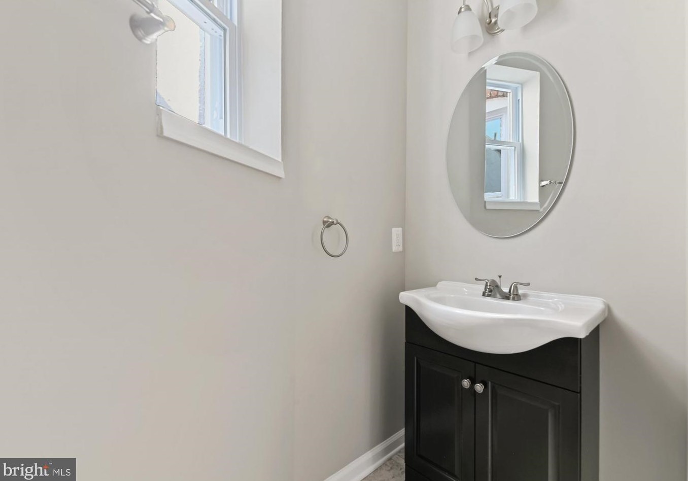 2206 Baker St, Baltimore, MD 21216