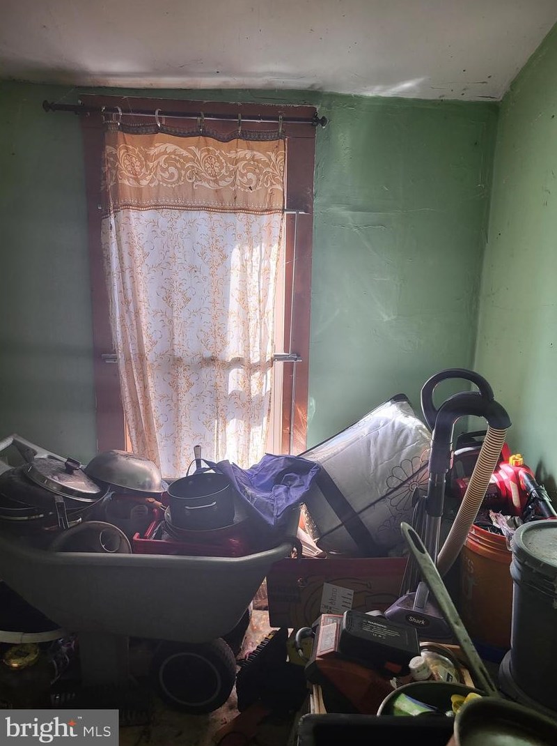 222 Bruce St, Baltimore MD  21225-3808 exterior