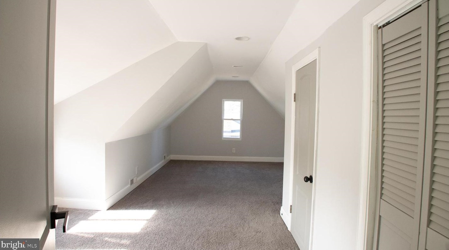 5215 Bosworth Ave, Baltimore MD  21207-6861 exterior