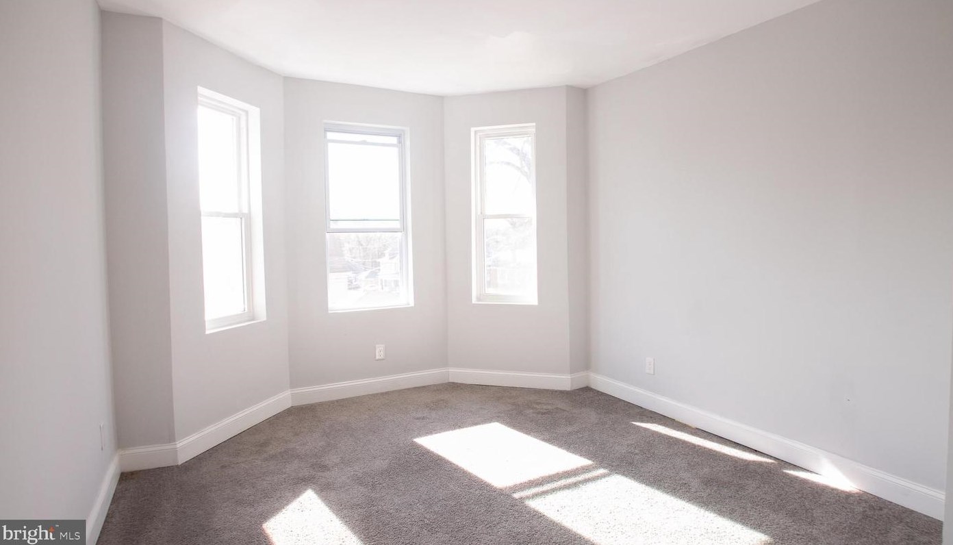 5215 Bosworth Ave, Baltimore MD  21207-6861 exterior