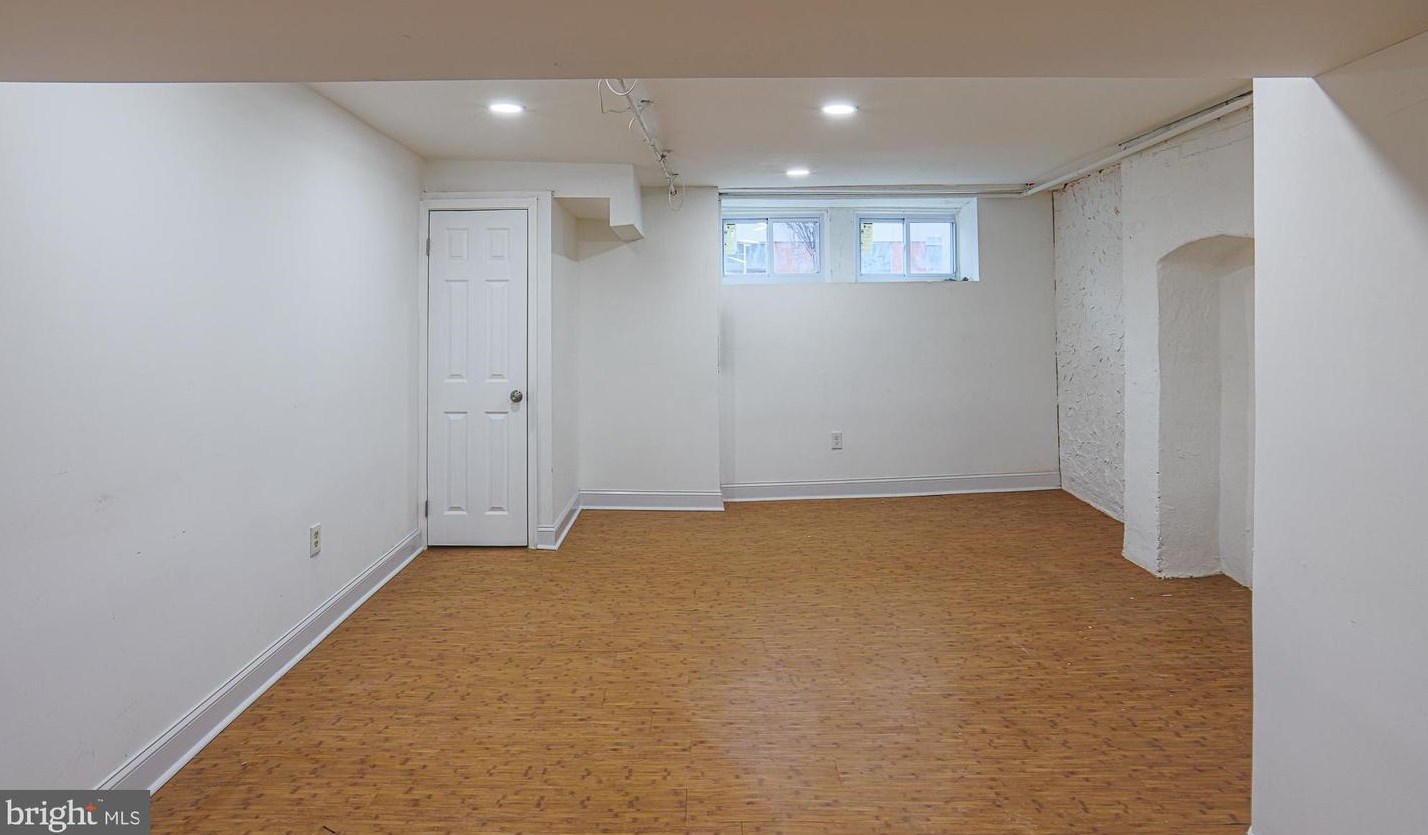 2018 Linden Ave, Baltimore MD  21217-4622 exterior