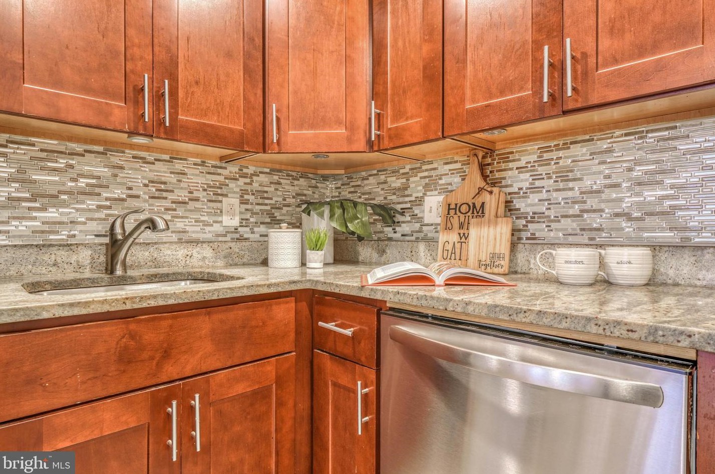 209 Madeira St, Baltimore MD  21231-2623 exterior