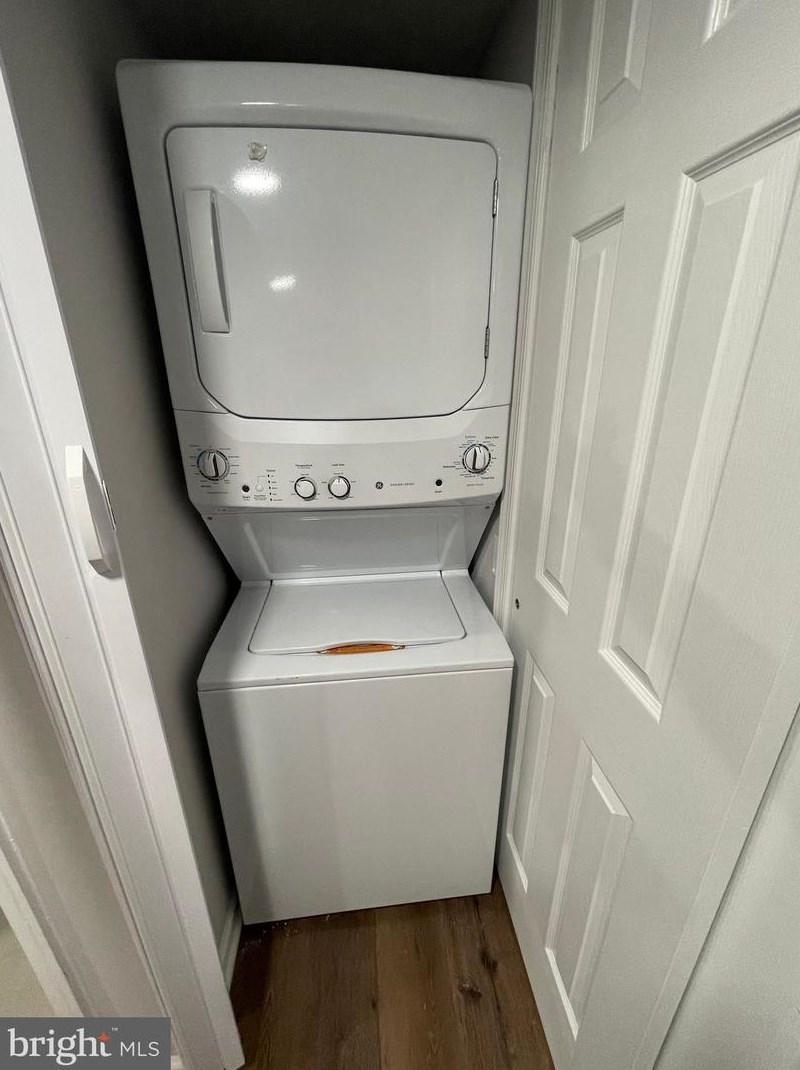 3607 Bay Ave, Baltimore MD  21225-2247 exterior