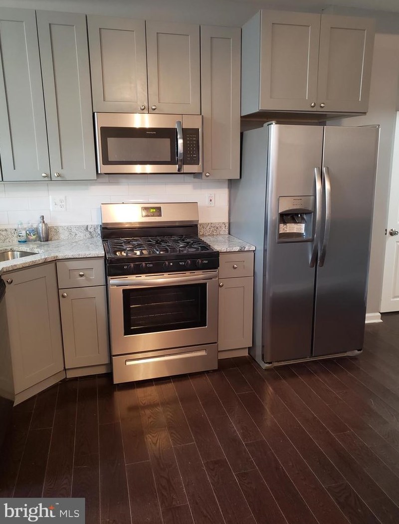 2004 Bryant Ave, Baltimore, MD 21217-1334