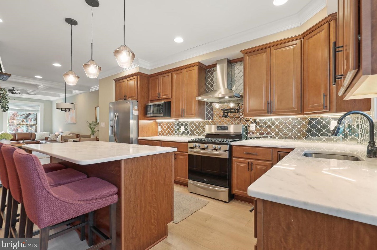 442 Robinson St, Baltimore MD  21224-1327 exterior