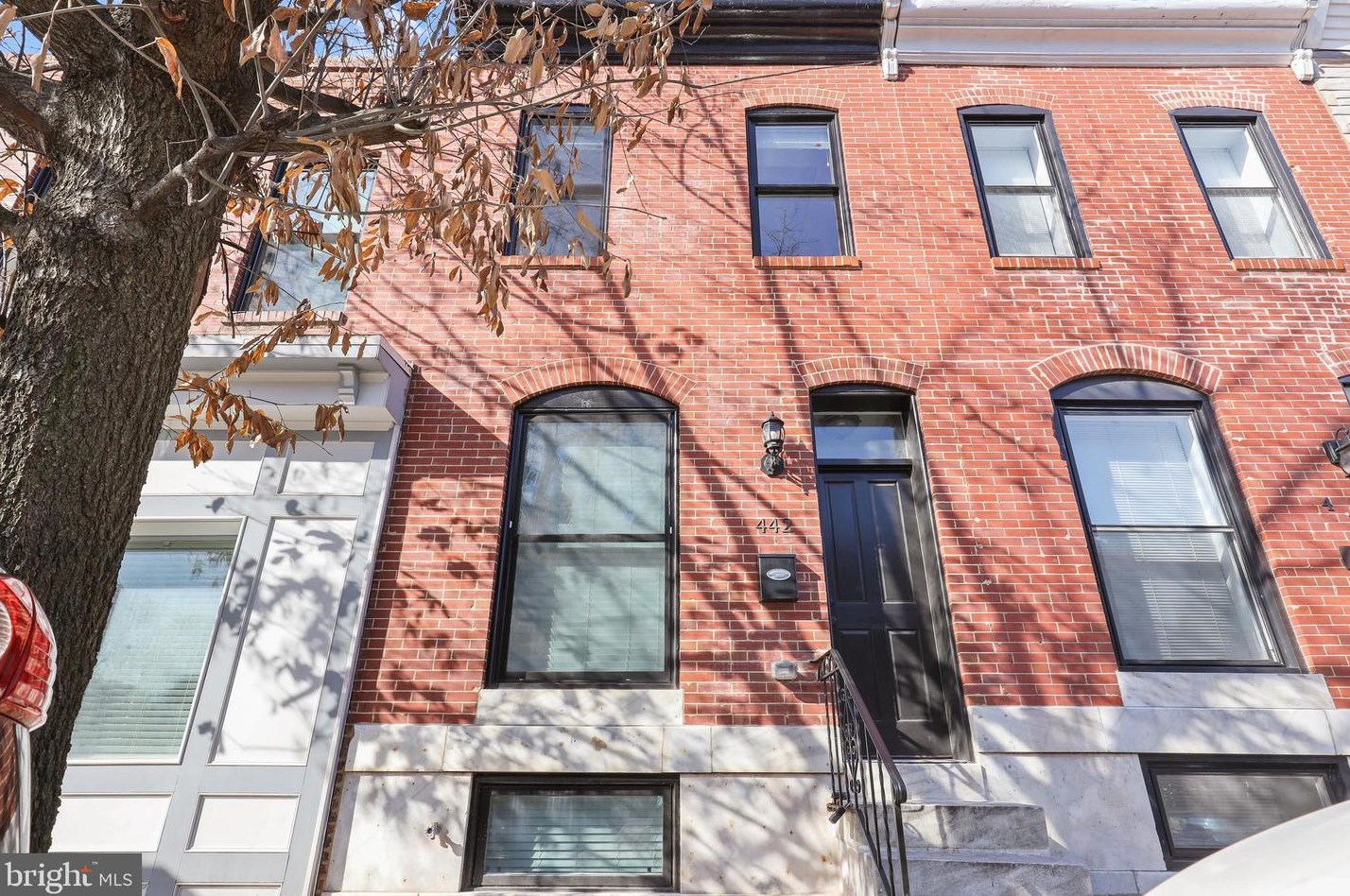442 Robinson St, Baltimore MD  21224-1327 exterior