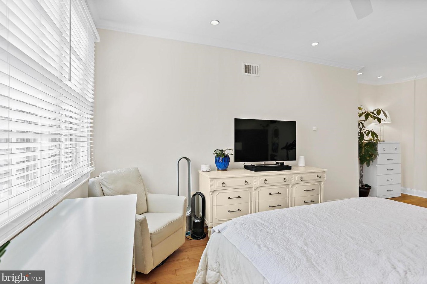 225 Churchill St, Baltimore MD  21230-3918 exterior