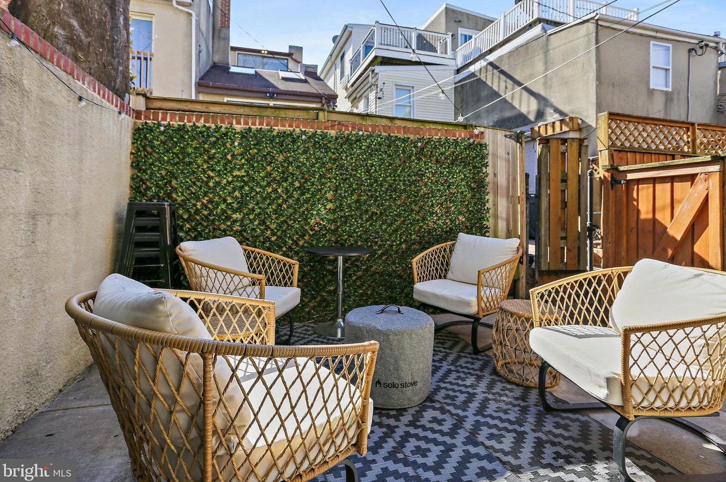 225 Churchill St, Baltimore MD  21230-3918 exterior