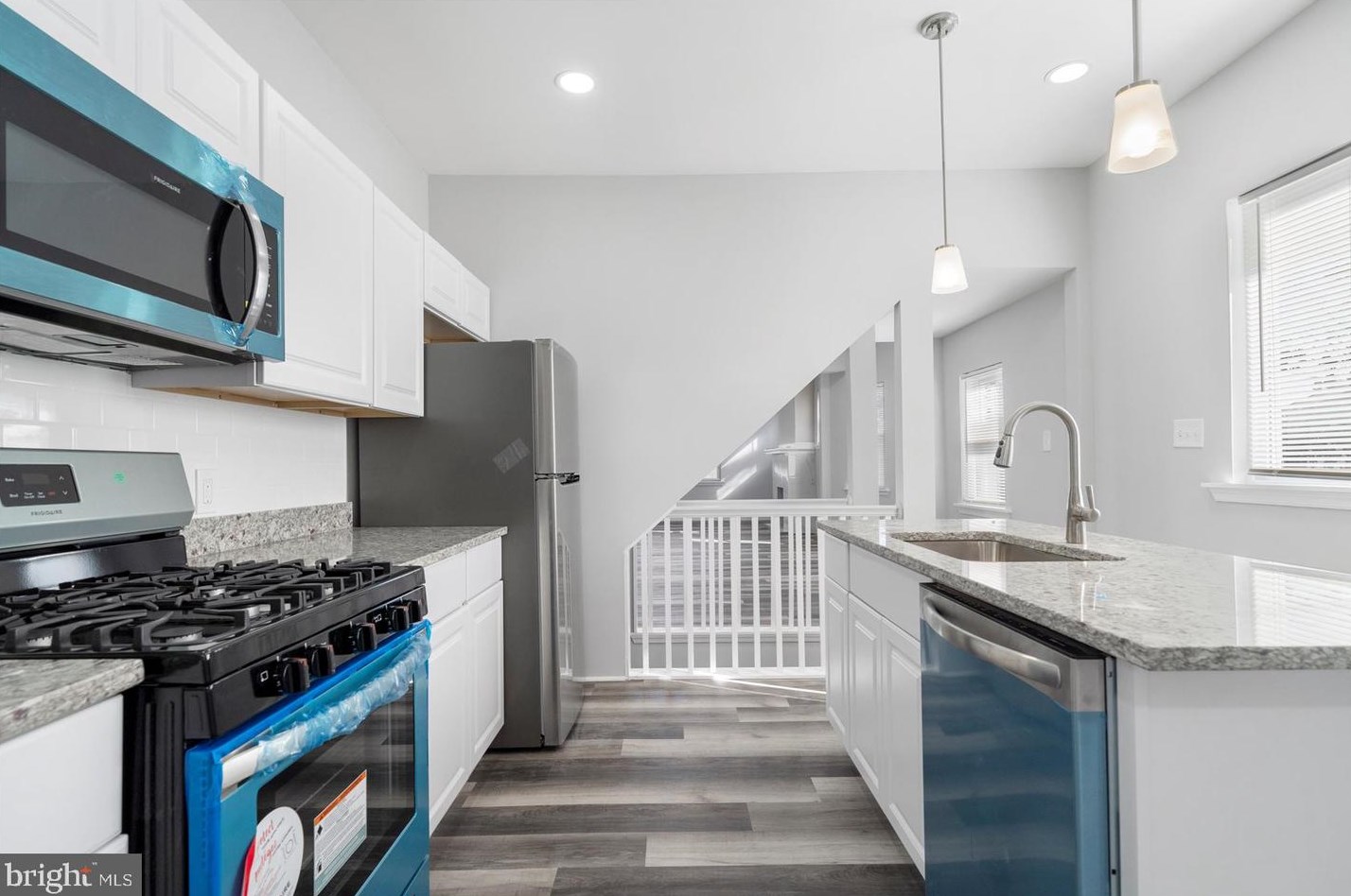 2800 Chelsea Ter, Baltimore MD  21216-1727 exterior