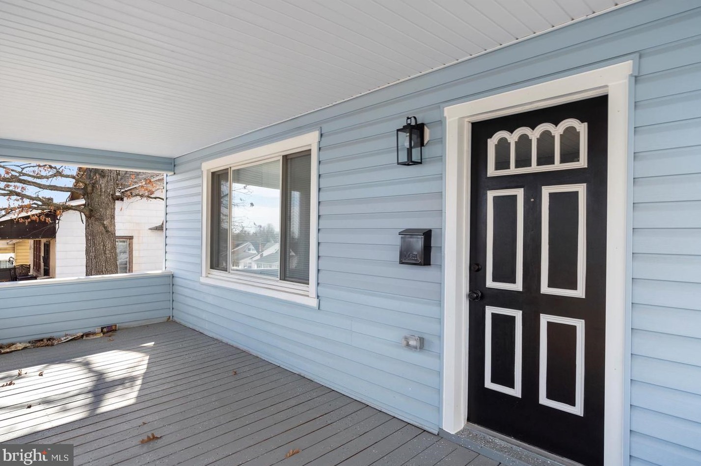 2800 Chelsea Ter, Baltimore MD  21216-1727 exterior