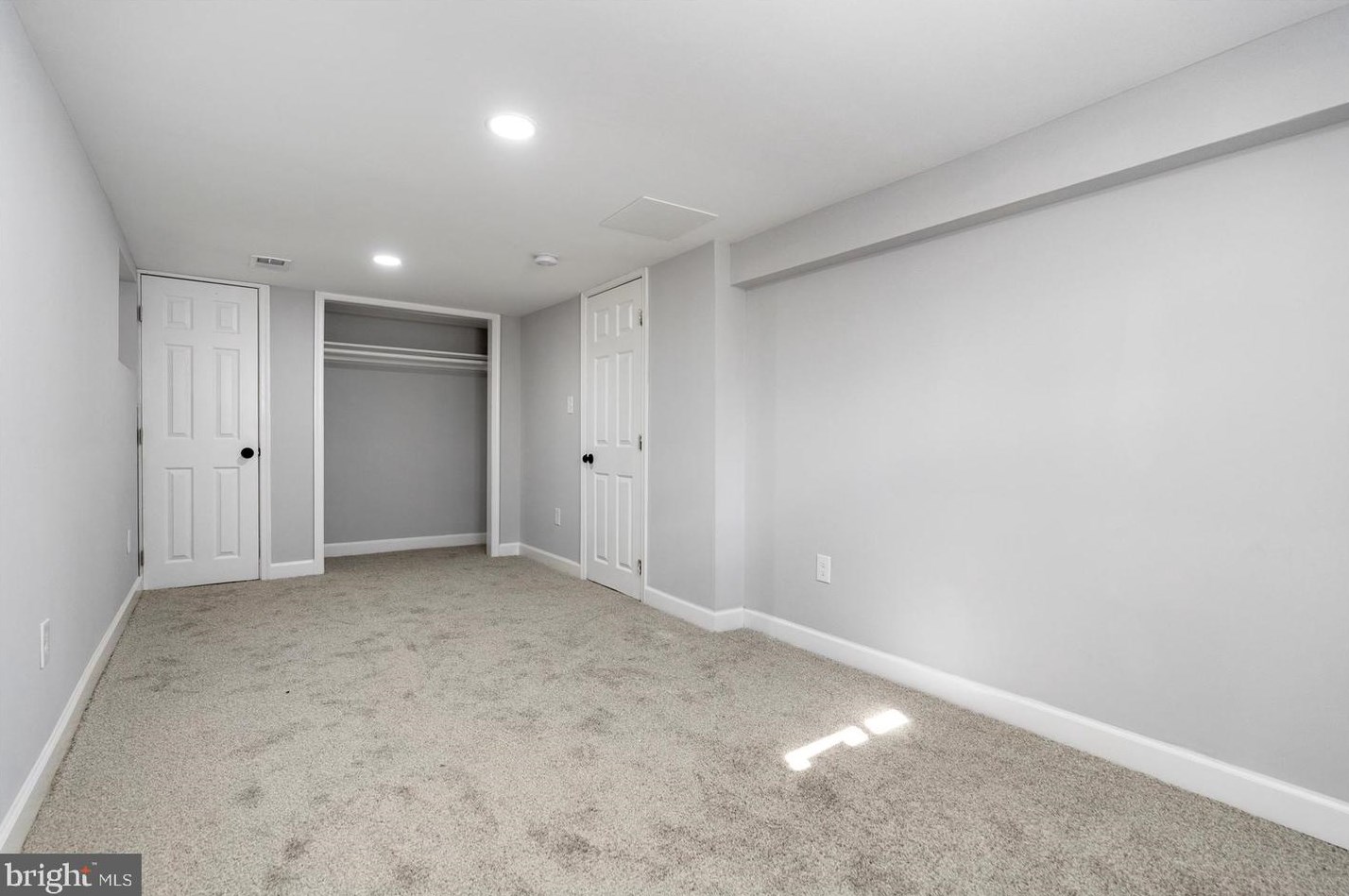 2800 Chelsea Ter, Baltimore MD  21216-1727 exterior