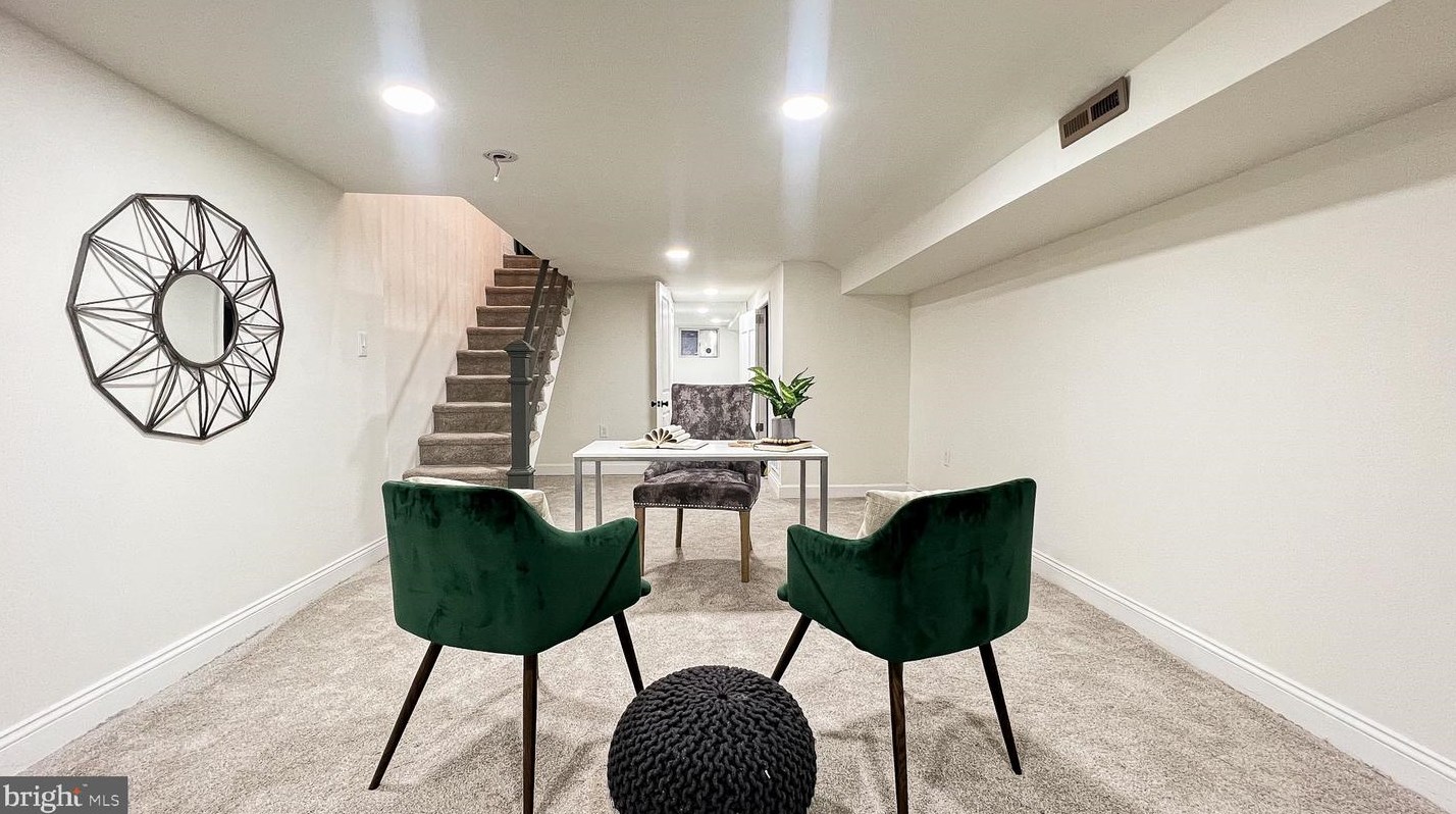 519 Kenwood Ave, Baltimore MD  21205-2626 exterior