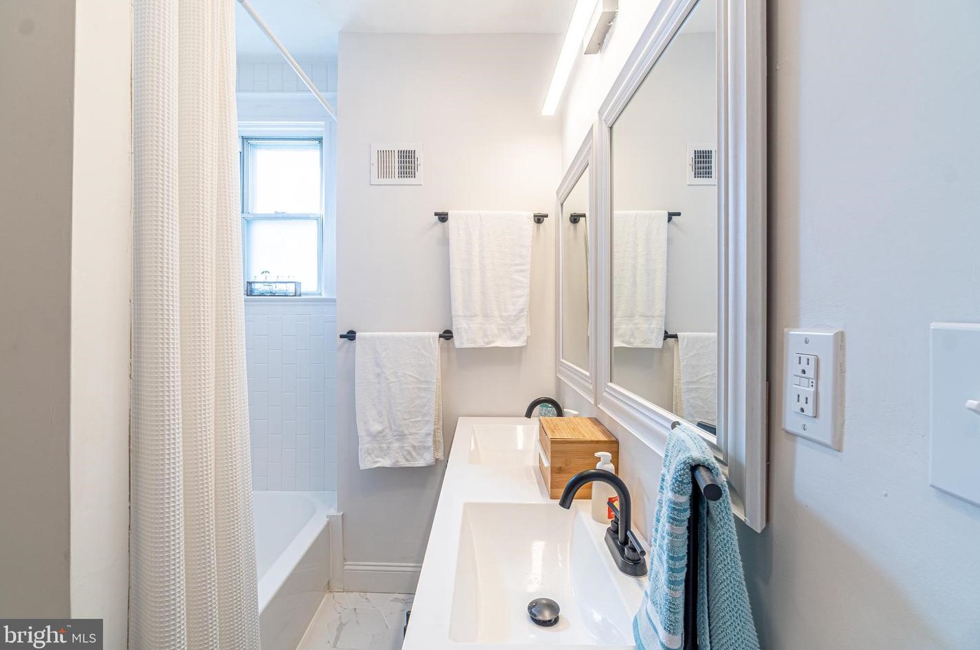 1307 Old Cold Spring Ln, Baltimore MD  21209-4917 exterior
