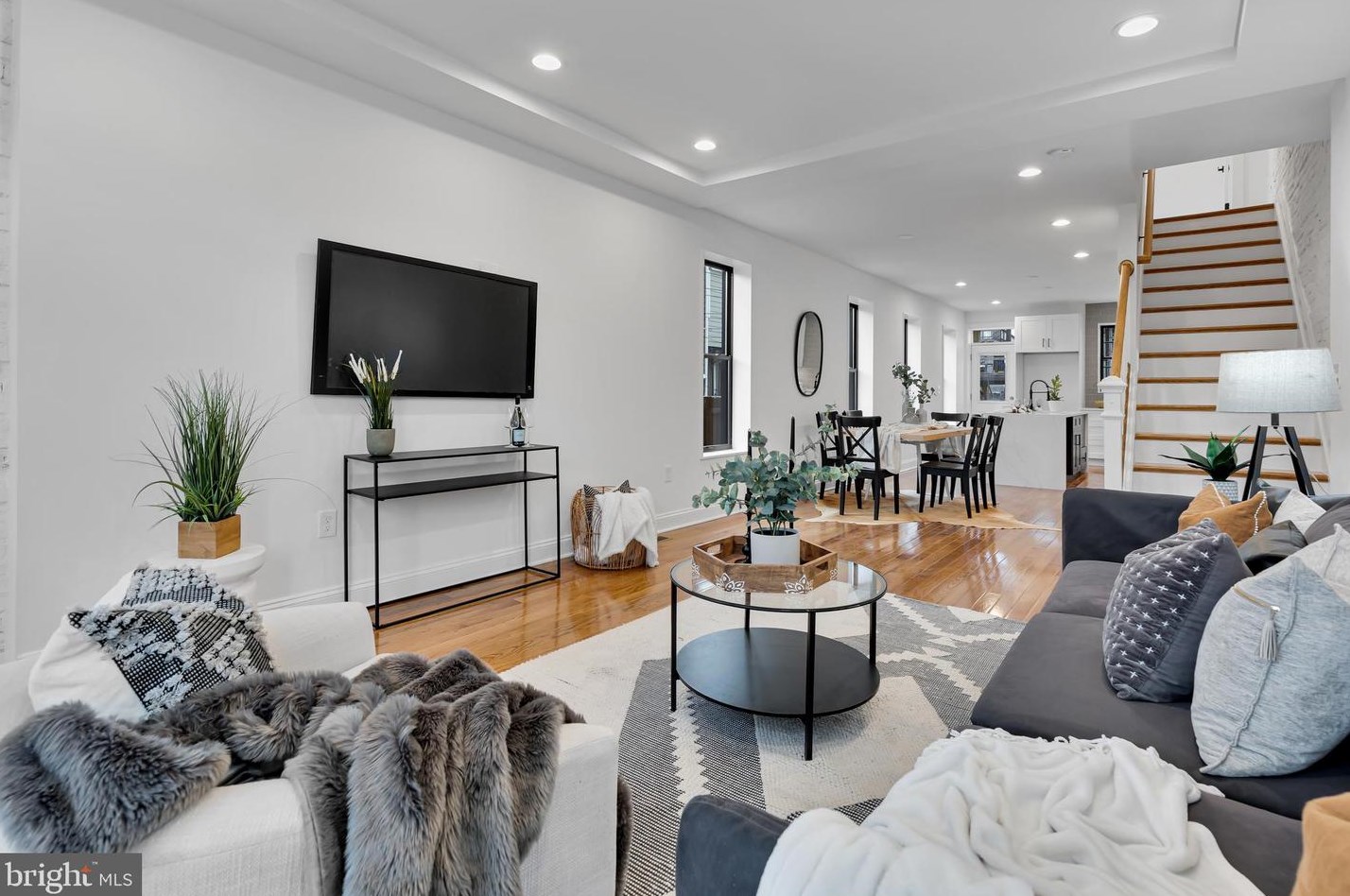 714 Baylis St, Baltimore, MD 21224-4103